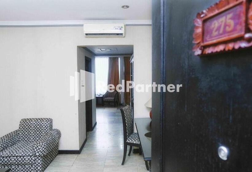 בית מלון כפרי Yasmin Makassar Mitra Reddoorz