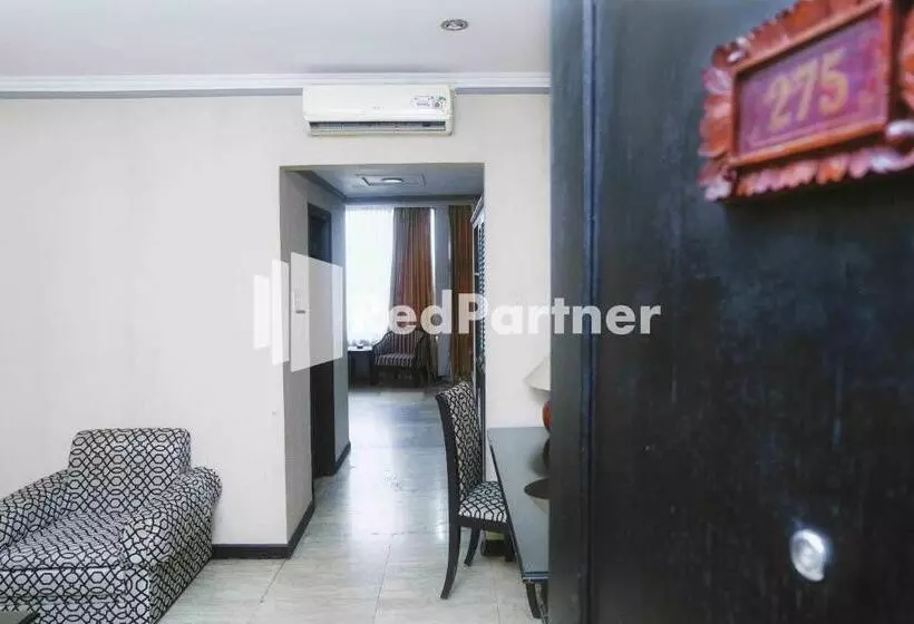 هتل Yasmin Makassar Mitra Reddoorz