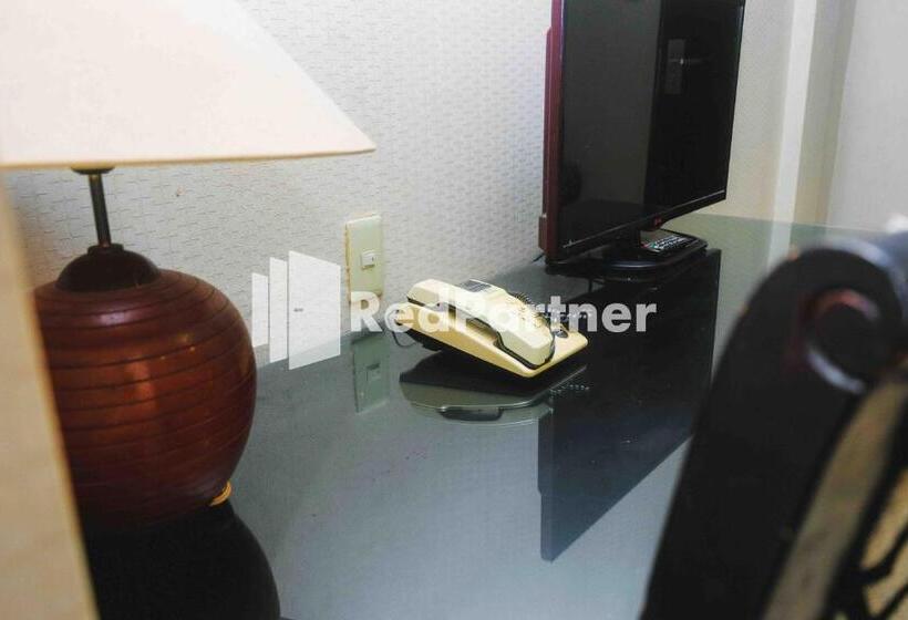 בית מלון כפרי Yasmin Makassar Mitra Reddoorz