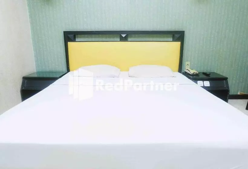 هتل Yasmin Makassar Mitra Reddoorz