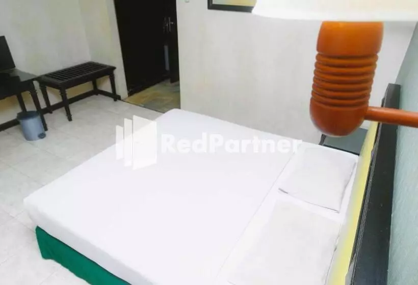 هتل Yasmin Makassar Mitra Reddoorz