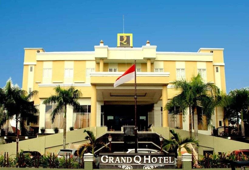 فندق Grand Q  Gorontalo