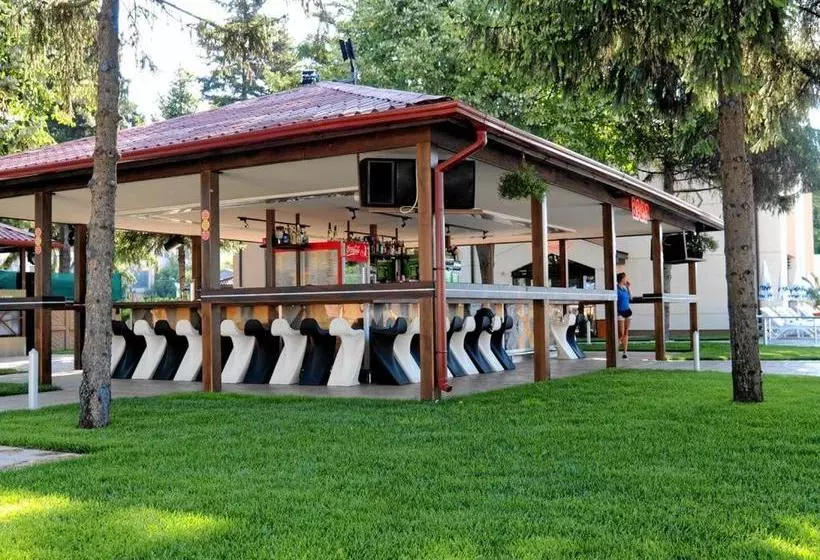 هتل Impuls Palace