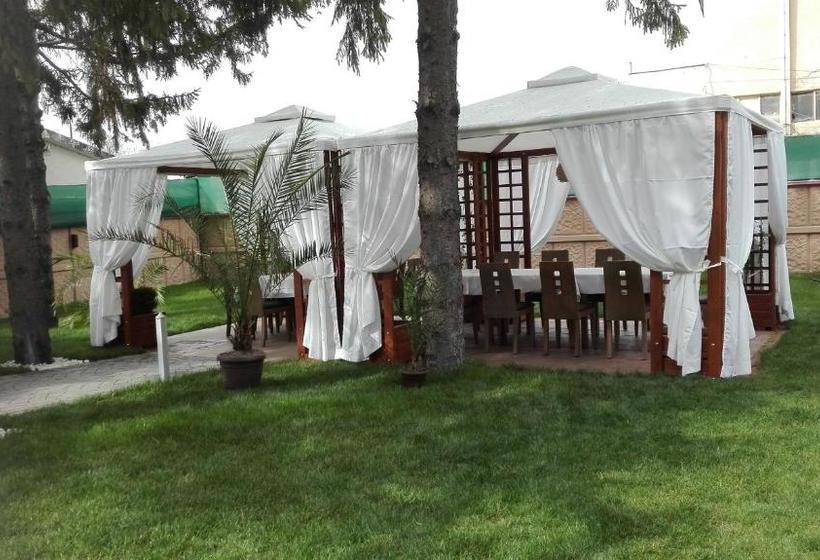 هتل Impuls Palace