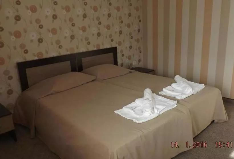 هتل Impuls Palace