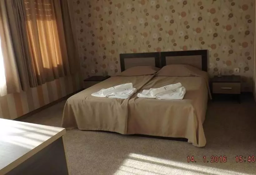 هتل Impuls Palace