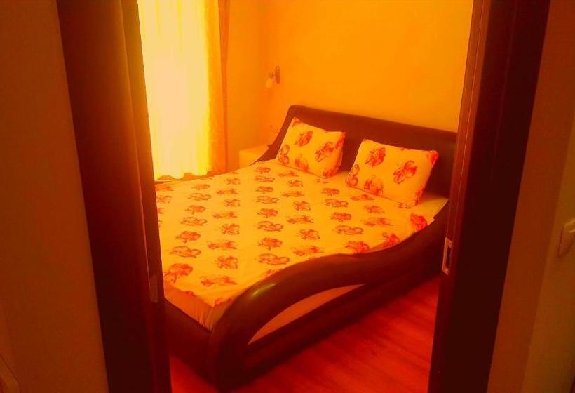 Hotel при братята   Apartments & Studios