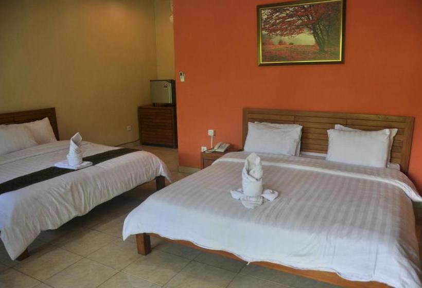 Отель Tulamben Backpacker