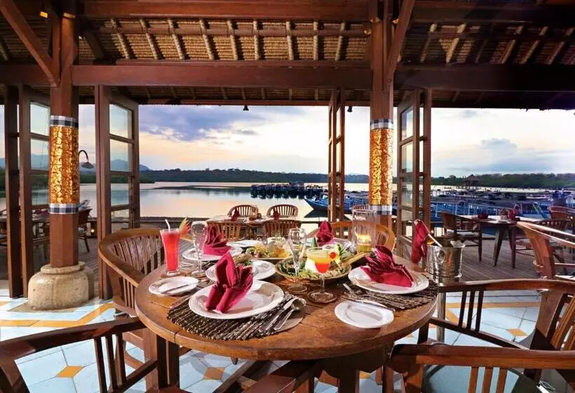 Mimpi Resort Menjangan