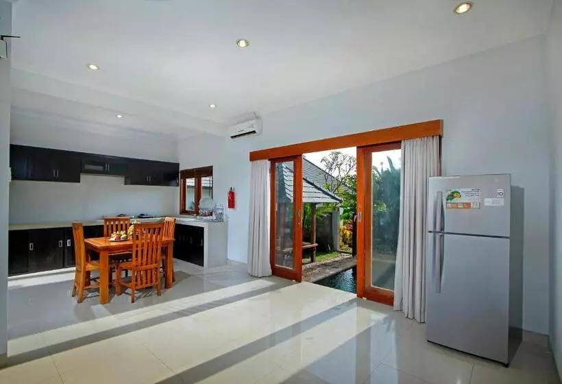 استراحتگاه The Brothers Villa