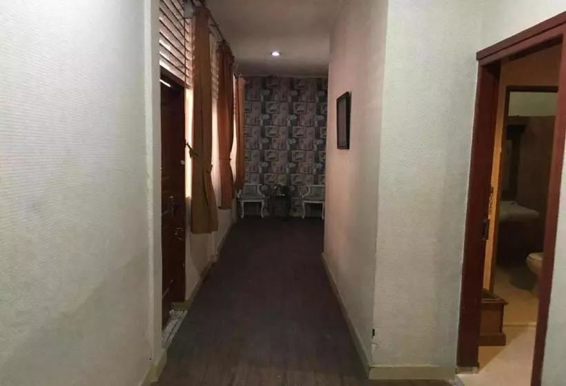 Edotel Syariah Nilam Sari Mitra Reddoorz