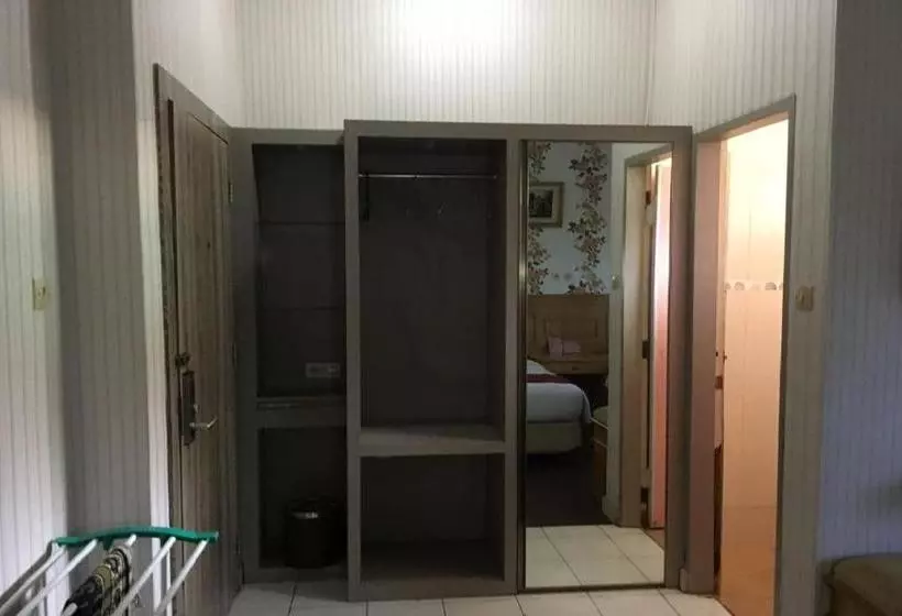 Edotel Syariah Nilam Sari Mitra Reddoorz