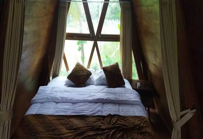 ホテル Borobudur Balkondes Saka Pitu