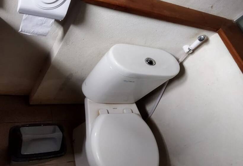 בית מלון כפרי Borobudur Balkondes Saka Pitu