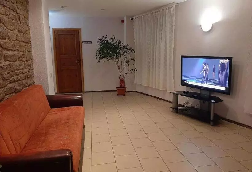 هاستل Rooms Near The Station