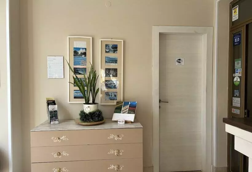 Aamiaismajoitus (B&B) Cleo Orchidea