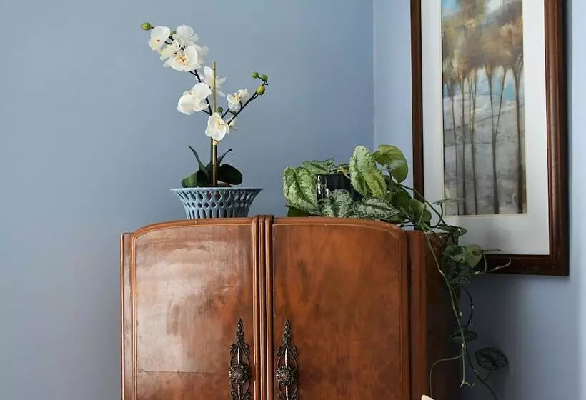 Aamiaismajoitus (B&B) The Trott House Inn