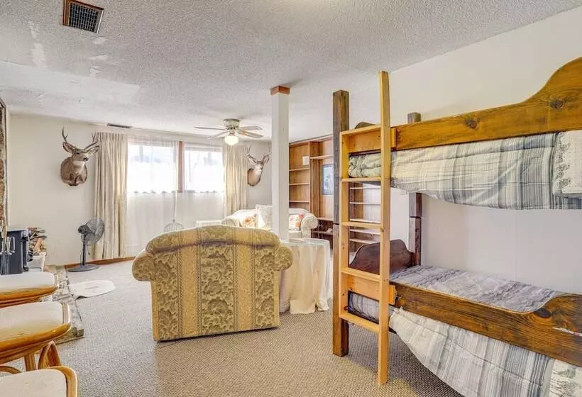 Charming Elk Mountain Home: Hunt, Hike & Fish!