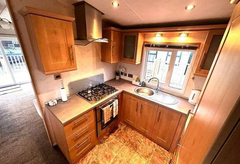 ホテル Impeccable 2 Bed Lodge In Preston Hot Hub