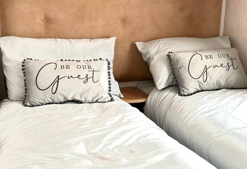 Hotel Impeccable 2 Bed Lodge In Preston Hot Hub