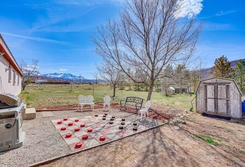 Moab Home W/ Patio   Near Arches National Park!