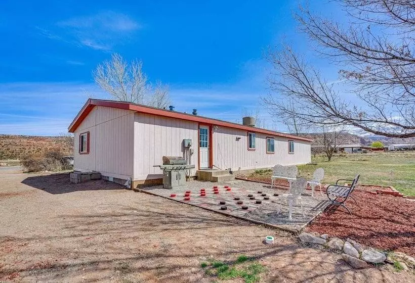 Moab Home W/ Patio   Near Arches National Park!