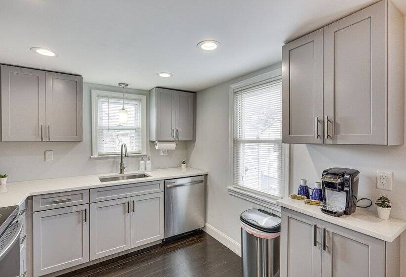 Modern Terryville Cottage W/ Deck & Lake View!