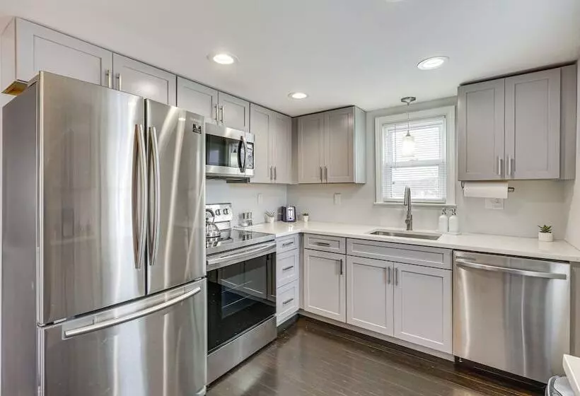 Modern Terryville Cottage W/ Deck & Lake View!