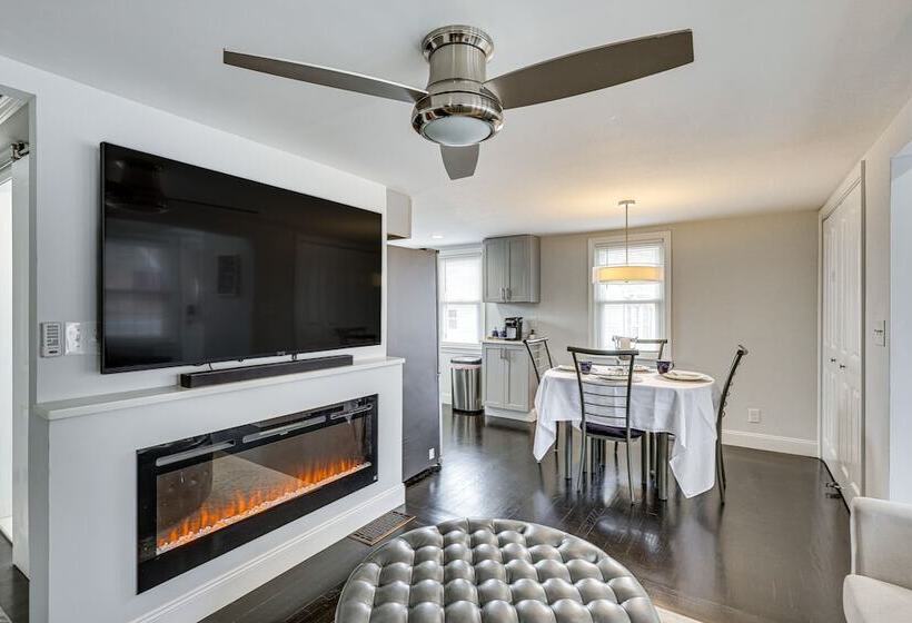 Modern Terryville Cottage W/ Deck & Lake View!