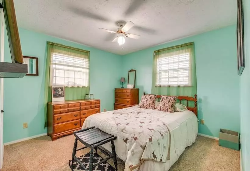 Furnished Deck & Fire Pit: Greeneville Home!