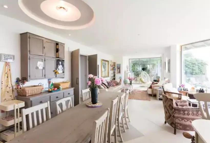 レジデンス Captivating 7 Bed House In Bristol