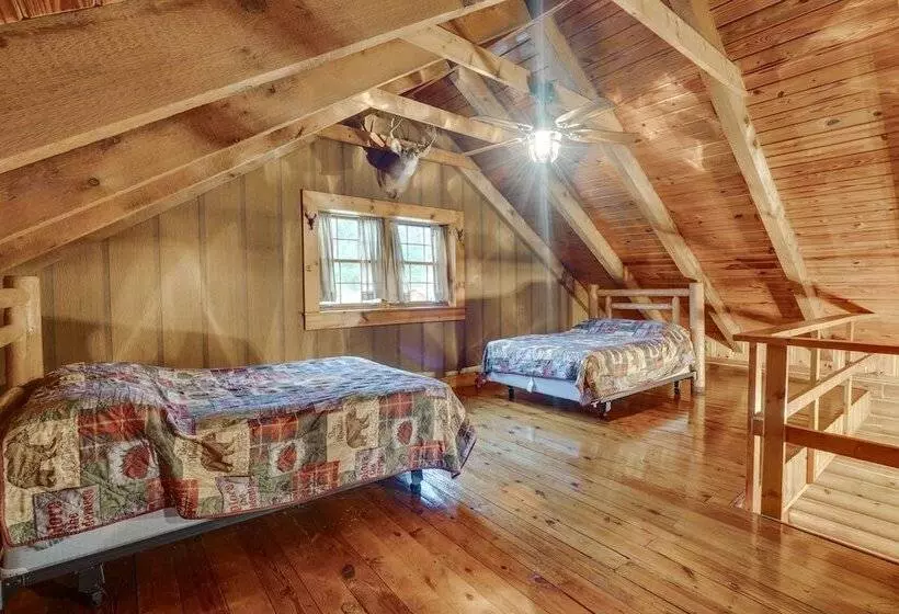 Rustic Wellston Cabin W/ Pond & Atv Trail Access!