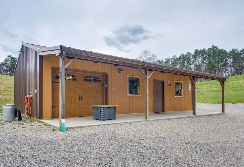Rustic Wellston Cabin W/ Pond & Atv Trail Access!
