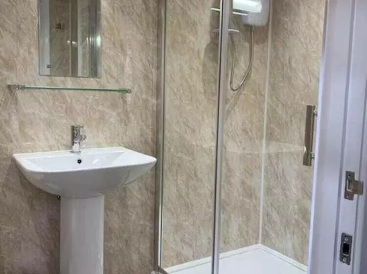 Thatched Cottage Annex In Stokeinteignhead