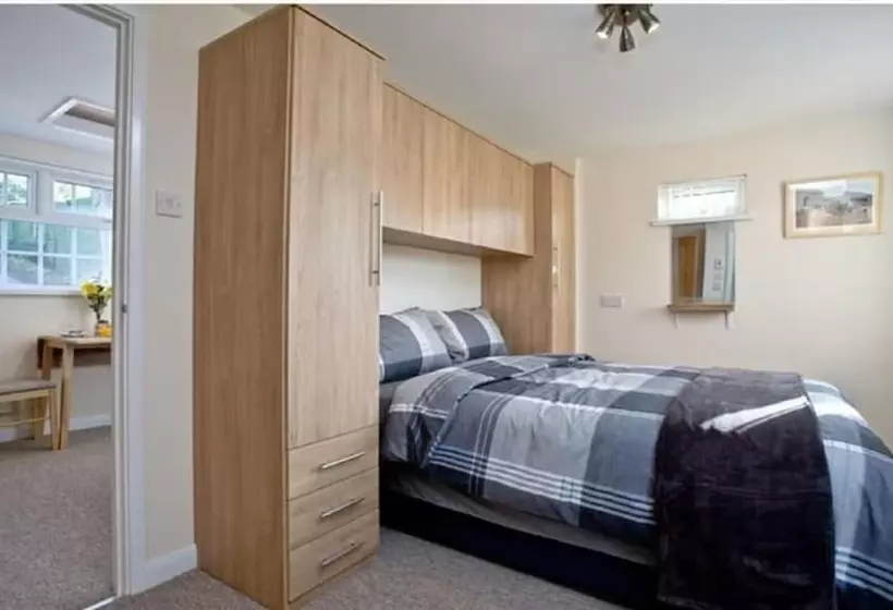 Thatched Cottage Annex In Stokeinteignhead