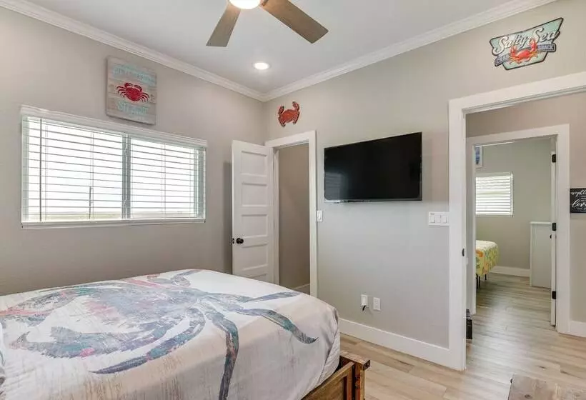 Bless Shore Heart Beach Rental, Near Waterfront