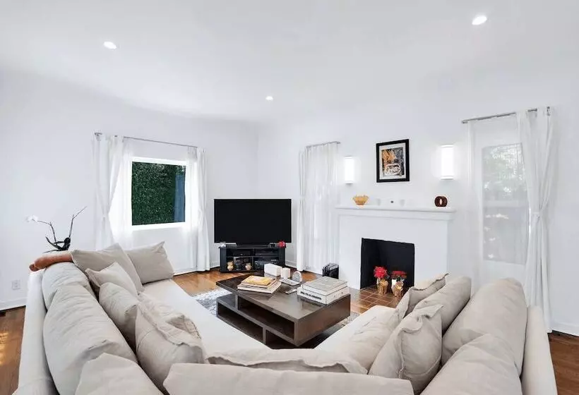 Burnside By Avantstay Modern, Boho, Chic La Home