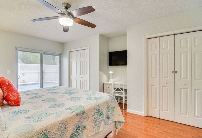 Charming Largo Home W/ Private Pool: 1 Mi To Beach