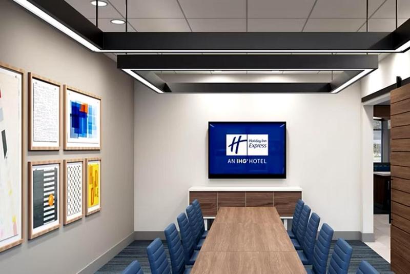 Отель Holiday Inn Express Columbus Northeast By Ihg