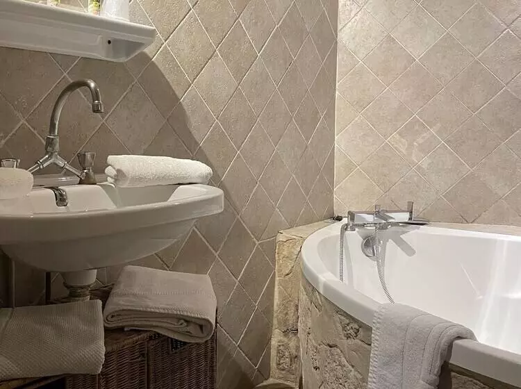 ホテル In Provence Hôtel