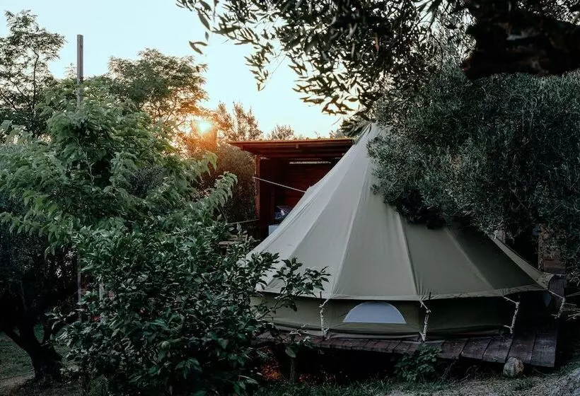 ホテル Ljubac Glamping Belltent Robinson