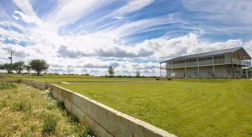 Hotelli Nest Farmhouse