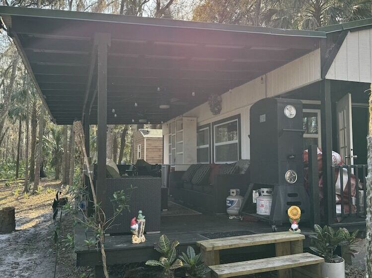 酒店 Rainbow Ranch Cabins