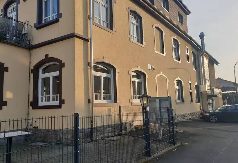 Hotelli Roca Restaurant Und