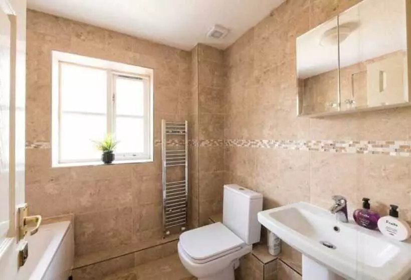 Majatalo Angel House