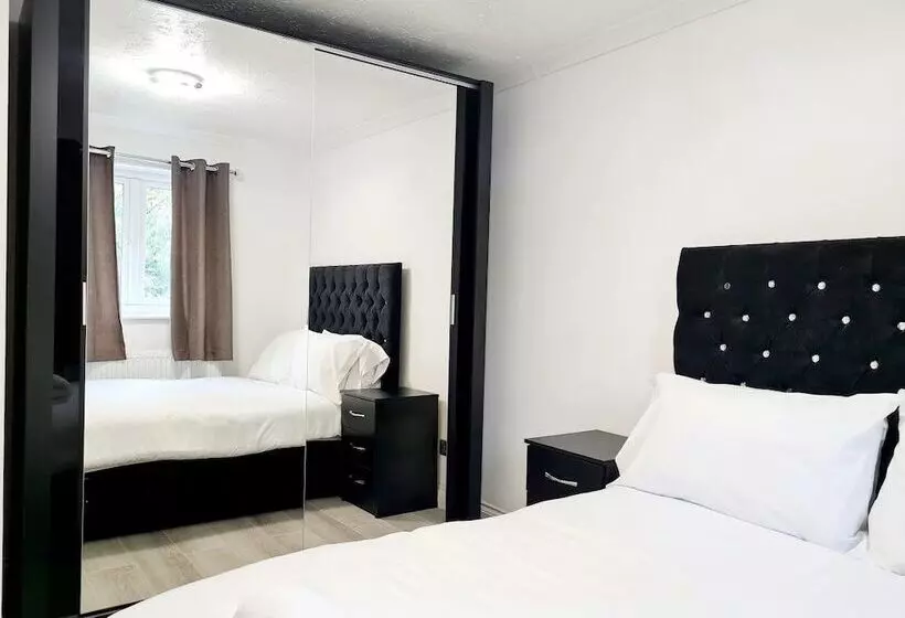 Majatalo Angel House