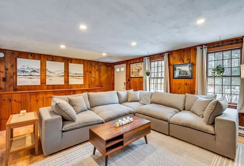 Renovated North Conway Retreat Near Saco River!