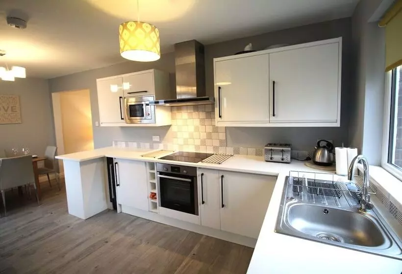 レジデンス 3 Bed House Sleeps 6 Fully Refurbished