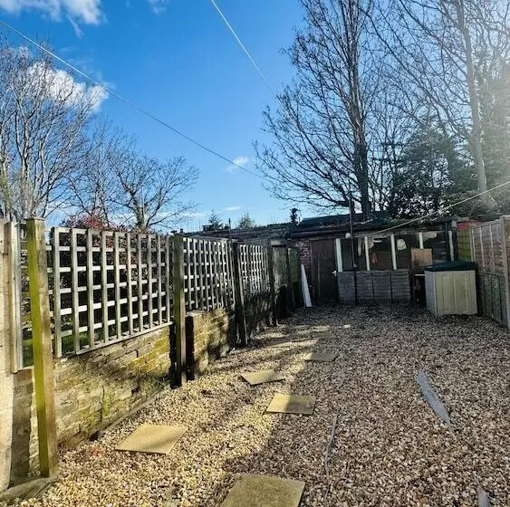 اقامتگاه 3 Bed House In Portsmouth