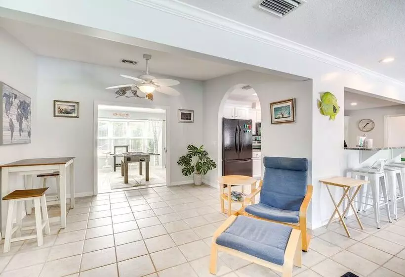 Sebastien Home W/ Pool & Gazebo 8 Mi To Beaches!